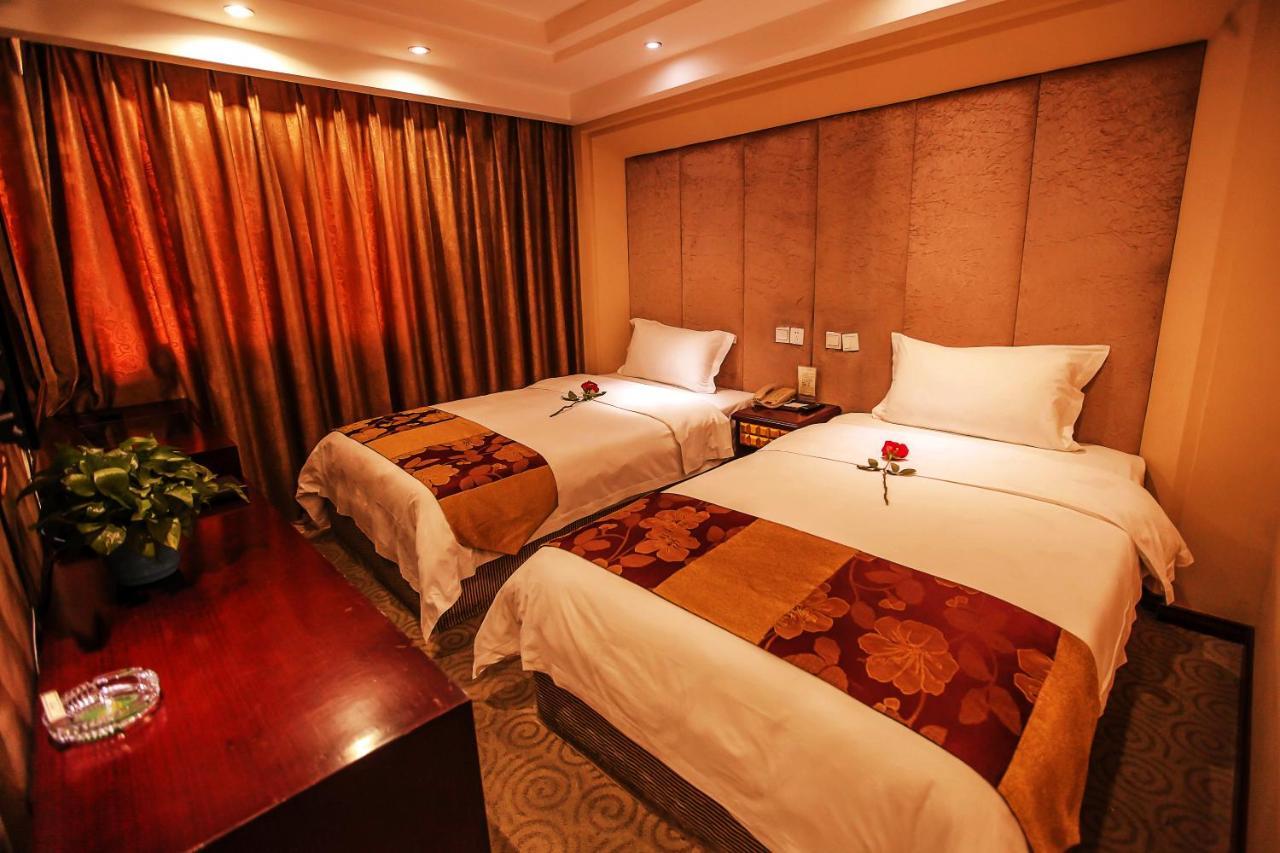 Chengdu Aviation Hotel ภายนอก รูปภาพ