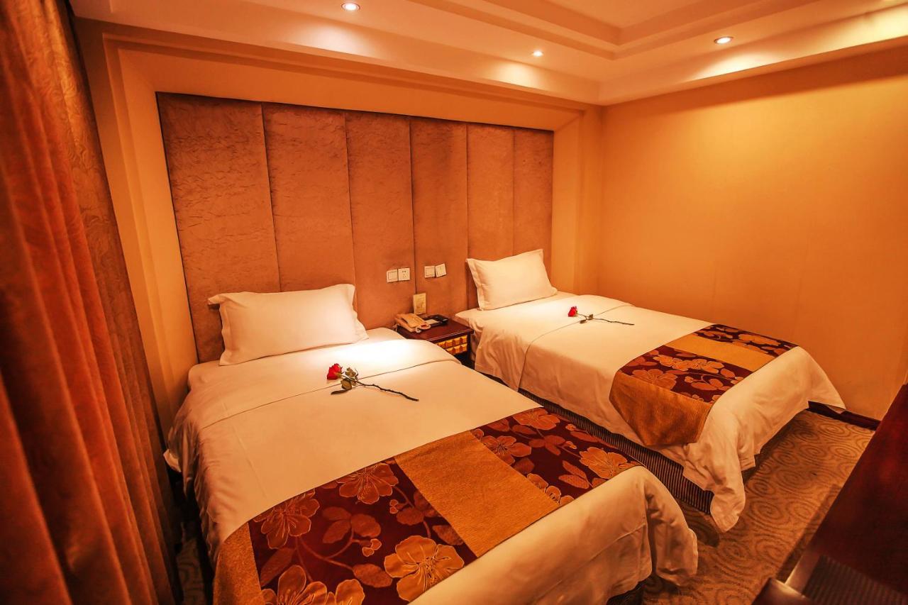 Chengdu Aviation Hotel ภายนอก รูปภาพ