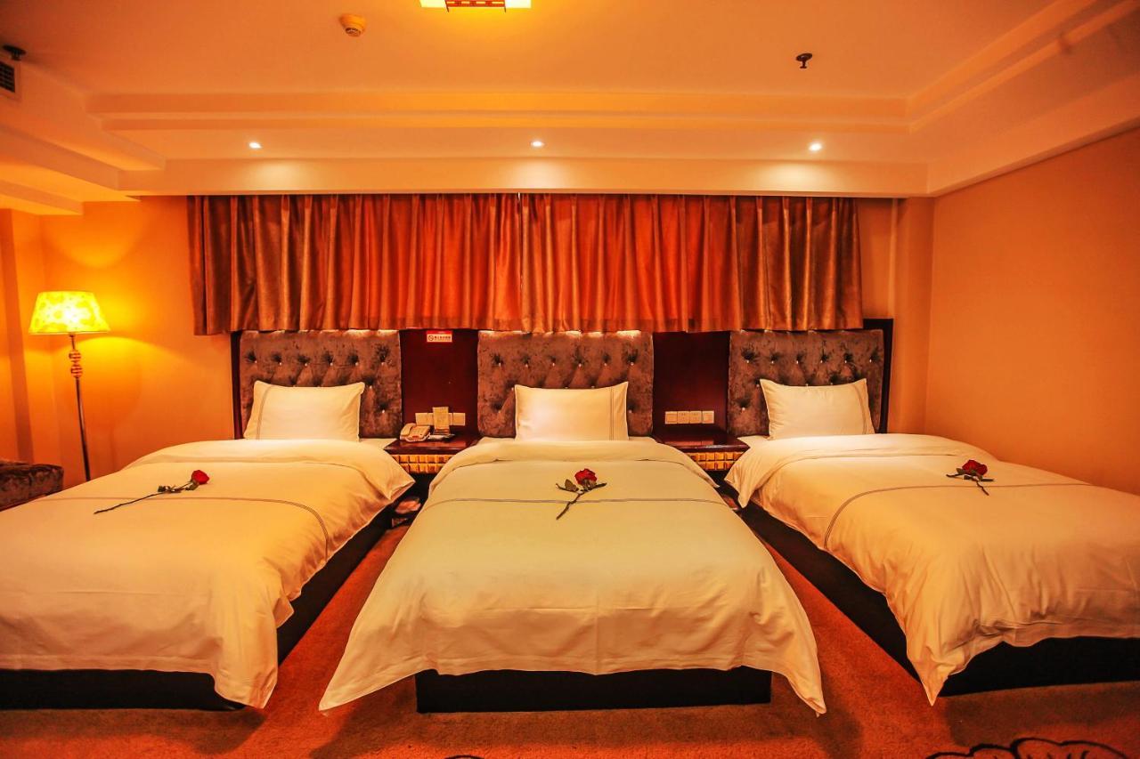 Chengdu Aviation Hotel ภายนอก รูปภาพ
